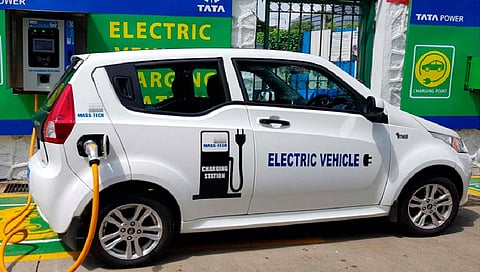 E-Vehicle : ई-व्हेईकलसाठी स्वतंत्र वीज कनेक्शन, दरपत्रकही