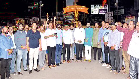 जालना येथील आंदोलकांवर लाठीमाराचा कोल्हापुरात निषेध