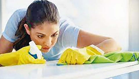 संशय आणि भासाने ग्रस्त आहात, काय आहे ओसीडी (OCD) आजार?