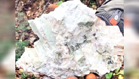 White Gold : तीन देशांच्या सीमारेषेवर ‘सफेद सोन्या’चे भांडार