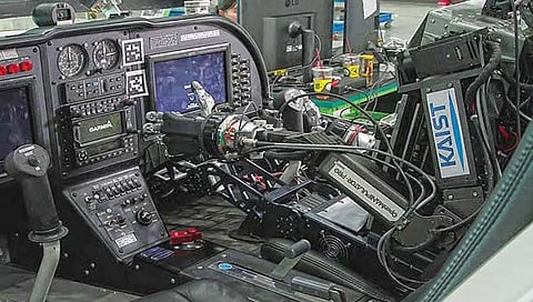 पहिल्या रोबो पायलटची प्रायोगिक चाचणी लवकरच