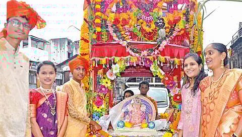 कोल्हापूर : बाप्पांच्या स्वागतासाठी करवीरनगरी सज्ज