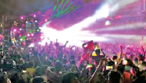 कोल्हापूर : साऊंड सिस्टीमचा दणदणाट, लेसर शोचा झगमगाट अपायकारक