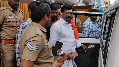 Udhayanidhi Stalin : उदयनिधींवर आक्षेपार्ह वक्तव्य, तामिळनाडूत हिंदुत्ववादी नेत्याला अटक