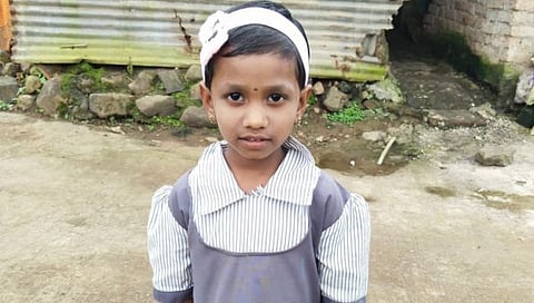 नाशिक : आंबोलीत जि. प. शाळेच्या विद्यार्थिनीचा प्रकृती खालावल्याने मृत्यू