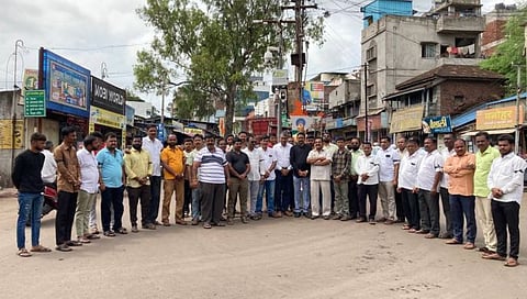 कोल्हापूर: हुपरी येथे जालना लाठीचार्जचा मराठा समाजाच्या वतीने निषेध