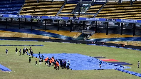 IND vs PAK Asia Cup : भारत-पाकिस्तान सामन्यात पावसाचा व्यत्यय, खेळ थांबवला