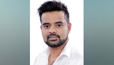 Prajwal Revanna: प्रज्वल रेवण्णा यांची खासदारकी उच्च न्यायालयाकडून रद्द