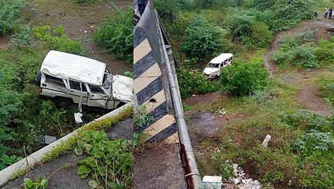 नाशिक : साक्रीमध्ये पुलावरून चारचाकी कोसळली; मामा-भाची जागीच ठार