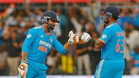 IND vs AUS 2nd ODI : टीम इंडियाने वन-डेमध्ये ऑस्ट्रेलियाविरूध्द रचली सर्वोच्च धावसंख्या, दिले ४०० धावांचे लक्ष्य