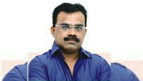 सिंधुदुर्गात परजिल्ह्यातील शिक्षकांना शाळेत रूजू होऊ देणार नाही! : अमित सामंत