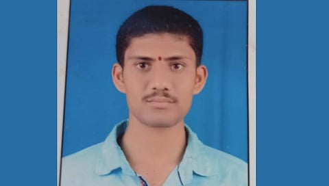 परभणी: आकाश खांडेकर यांची पशुधन विकास अधिकारीपदी निवड