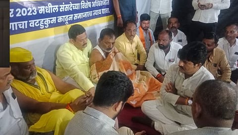 अहमदनगर : उपोषणकर्त्यांनी चर्चेची दारे खुली ठेवावीत – गोपीचंद पडळकर