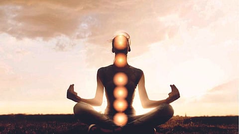 Stress-Relieving : तणाव घटवणारी उन्मनी मुद्रा