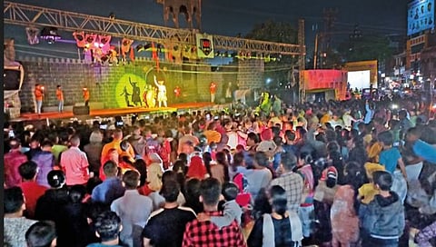 Anant Chaturdashi : गणरायाला आज निरोप