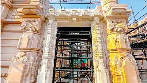 अयोध्येत २२ जानेवारी रोजी गर्भगृहात रामलल्लाची प्रतिष्ठापना