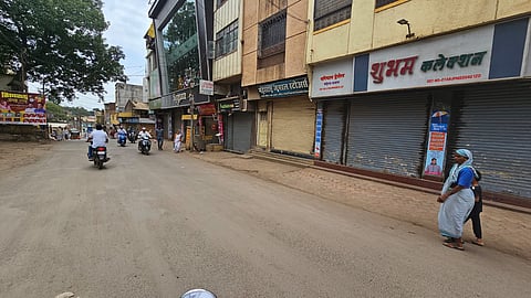 मराठा आंदोलन पडसाद : खेड तालुक्यात कडकडीत बंद !