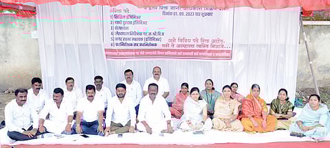 कर्जतच्या नगराध्यक्ष, उपनगराध्यक्षांचे उपोषण; नगरपंचायतीत महत्त्वाची पदे रिक्त