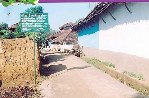 अहमदनगर : दलित वस्त्यांमध्ये दिवाळीपूर्वी लखलखाट