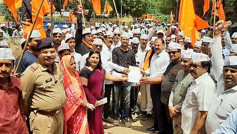 Dhule Maratha Andolan: जालना घटनेच्या निषेधार्थ साक्री तालुक्यात कडकडीत बंद