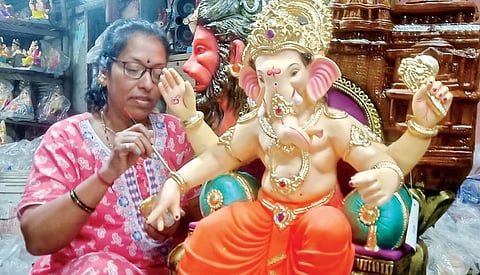 जेजुरी, राम मंदिराचे आकर्षण अशा नानाविध गणेशमूर्ती पुण्यात दाखल