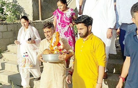 Pune Ganeshotsav 2023 : काश्मीरमधील दीड दिवसाच्या बाप्पाचे विसर्जन