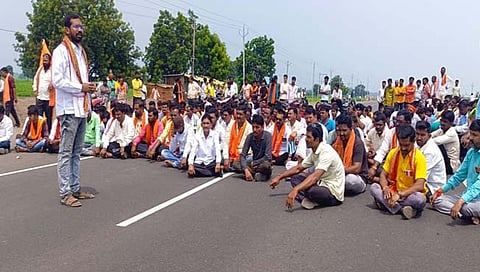 सकल मराठा समाज रास्ता रोको