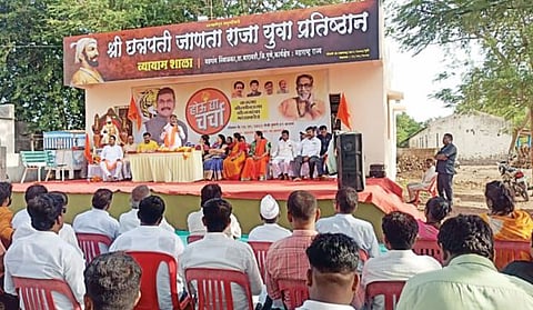 उद्धव ठाकरेंच्या ’होऊ दे चर्चा’ची सुरुवात बारामतीतून