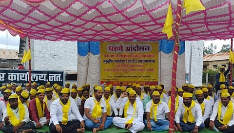 सांगली : आरक्षण, विविध मागण्यांसाठी धनगर समाजाचे धरणे आंदोलन