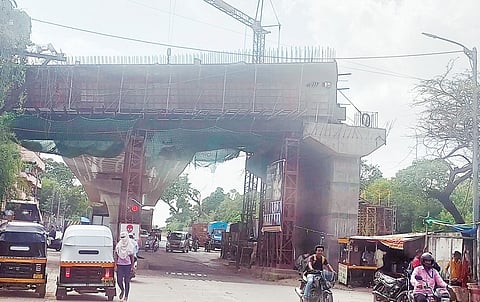 पुण्यातील ‘हा’ रेल्वे उड्डाणपूल डिसेंबरअखेर होणार खुला; अखेर नागरिकांना दिलासा