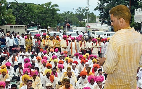 पारनेर : मेंढपाळ घरकुल प्रश्न विधानसभेत मांडू : आ. नीलेश लंके