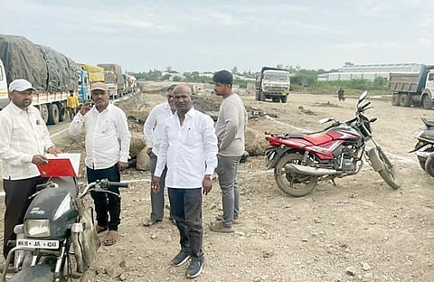 निंबळक ग्रामस्थ आक्रमक! बायपास रस्त्याचे काम पाडले बंद