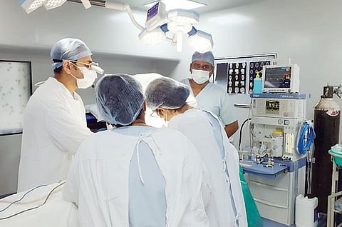 खासगीने नाकारले, रेल्वे रुग्णालयाने तारले ! जबड्याची अवघड शस्त्रक्रिया यशस्वी