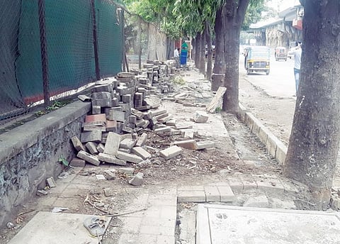 हडपसर : जुने ब्लॉक बसवून दुरुस्तीचा ‘देखावा’