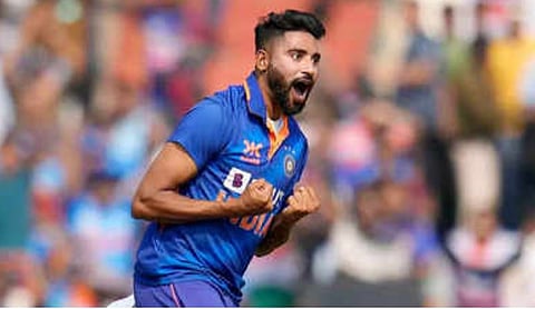 Mohammed Siraj-Asia Cup Final : सिराज नावाचे ‘तुफान’! मोडला २१ वर्षांपूर्वीचा विक्रम, अशी कामगिरी करणारा ठरला पहिला भारतीय गाेलंदाज