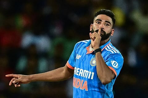 Asia Cup Final : भारताच्या भेदक मार्यात श्रीलंकेची दुर्दशा, केवळ ५० धावांत डाव गुंडाळला