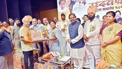 पिंपरी : पुरस्कार सोहळ्यामुळे मान्यवरांचे दर्शन घडते
