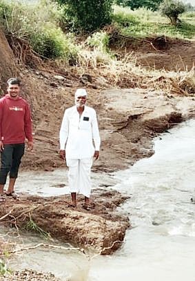 Nagar News : जोरदार पावसाने दोन तलाव फुटले ; काम निकृष्ट झाल्याचा टाकळी लोणारच्या ग्रामस्थांचा आरोप