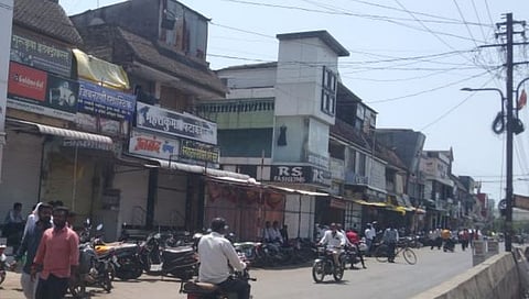 मराठा आंदोलकांवरील लाठी हल्ल्याचे निषेधार्थ वाशिम कडकडीत बंद!