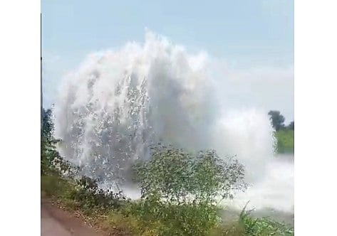 अहमदनगर : जलवाहिनी फुटल्याने पाणीपुरवठा विस्कळीत