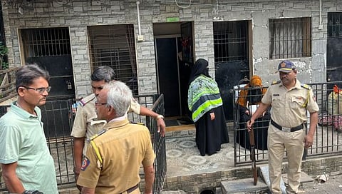 Maharashtra NIA Raids | विक्रोळी पार्कसाइट येथे एनआयएचा छापा, पण वाहिद शेख यांनी दरवाजा उघडलाच नाही