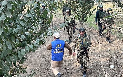 Target Killing: जम्मू-काश्मीरमध्ये २४ तासांत दुसरा दहशतवादी हल्ला, परप्रांतीय कामगाराची गोळ्या झाडून हत्या