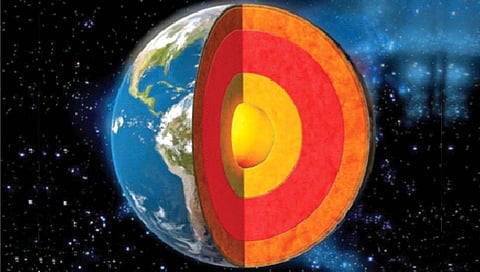 पृथ्वीचा कोअर होत आहे ‘लीक’!