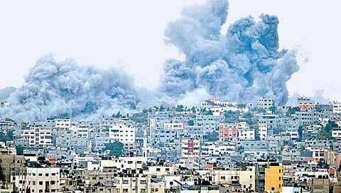 Hamas Israel conflict | इस्रायलचा गाझामधील विद्यापीठावर हल्ला, इमारती उद्ध्वस्त