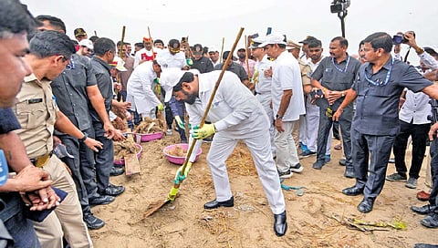 सुंदर महाराष्ट्राच्या दिशेने ठोस पाऊल : मुख्यमंत्री एकनाथ शिंदे