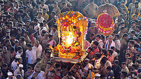 Navratri festival 2023 : कोल्हापुरात नवरात्रौत्सवाच्या उत्साहाला उधाण; उद्या सीमोल्लंघन