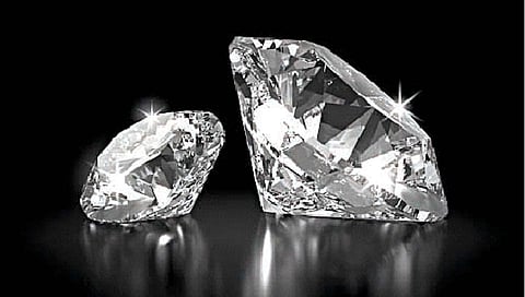 हिर्यांची राजधानी मुंबईतून सुरतला; १ हजार व्यापारी कार्यालये बंद करून सुरतच्या मार्गावर