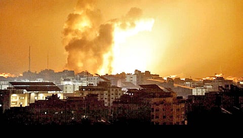 Israel Hamas War : इस्रायल-हमास युद्धाचा भडका; हजारावर ठार