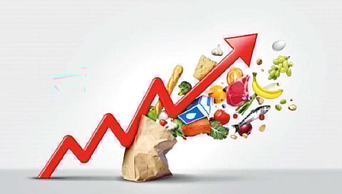 महागाई उतरली कागदोपत्री; बाजारात मात्र ग्राहकांची होरपळ!