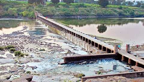 सांगली : कृष्णा कोरडी; अनेक गावांचा पाणीपुरवठा ठप्प